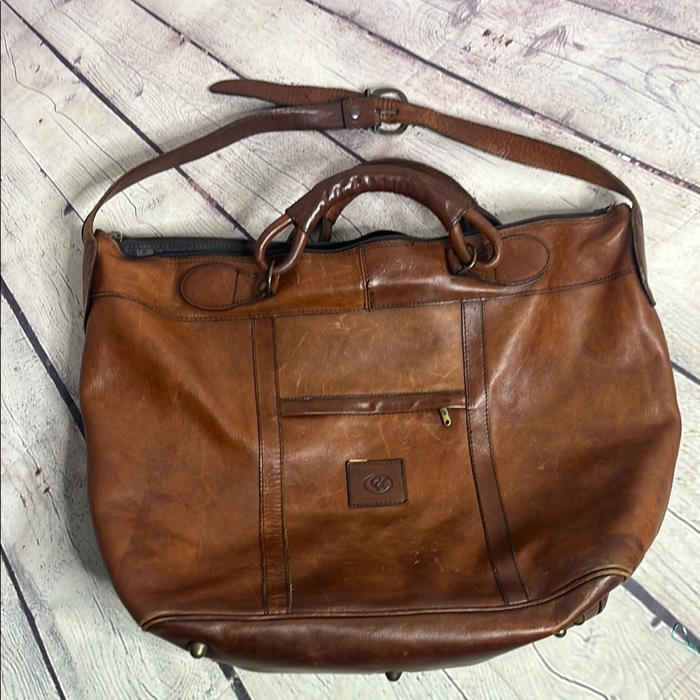 Vintage Brown Leather Travel Bag - Classic Carryall